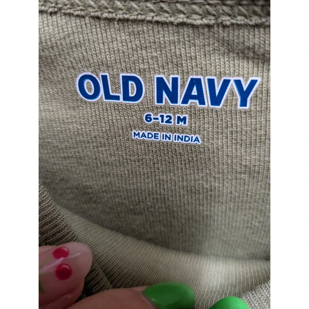 Old Navy long sleeve